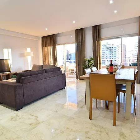 Apt Luxury Reding Solo Familias Málaga Exterior foto