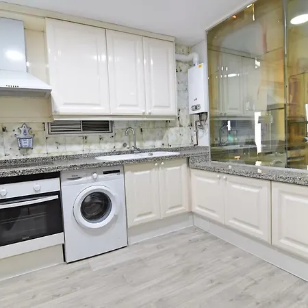 Apt Luxury Reding Solo Familias Málaga Exterior foto