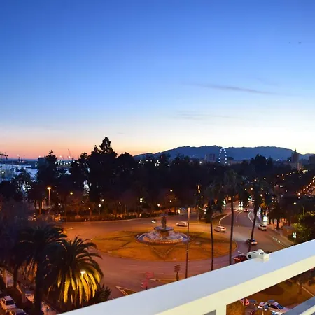 Apt Luxury Reding Solo Familias Málaga Exterior foto