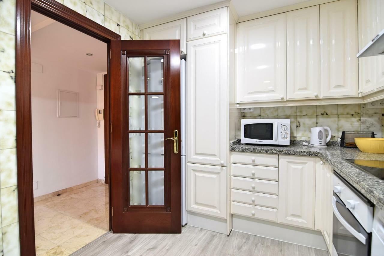 Luxury Reding Solo Familias Apartment