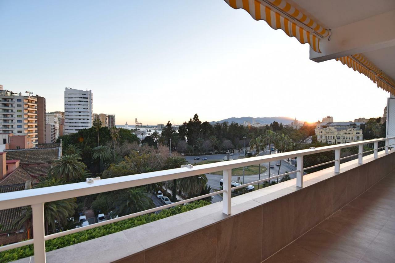 Luxury Reding Solo Familias Apartment